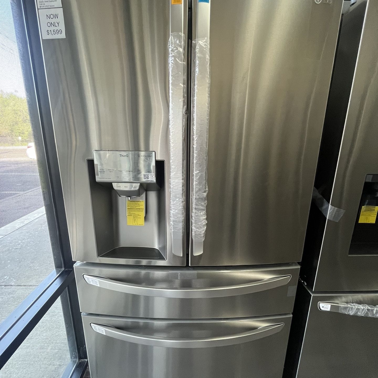 Limited Time/ Large Capacity Refrigerator With Full-convert Drawers Was$4000 Now$1599