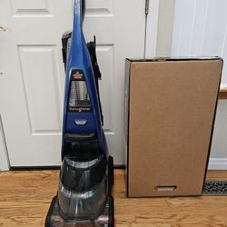 NEW COND BISSEL  SHAMPOO WITH ACCESSORI  , WORKS EXCELLENT  ,  IN THE BOX 