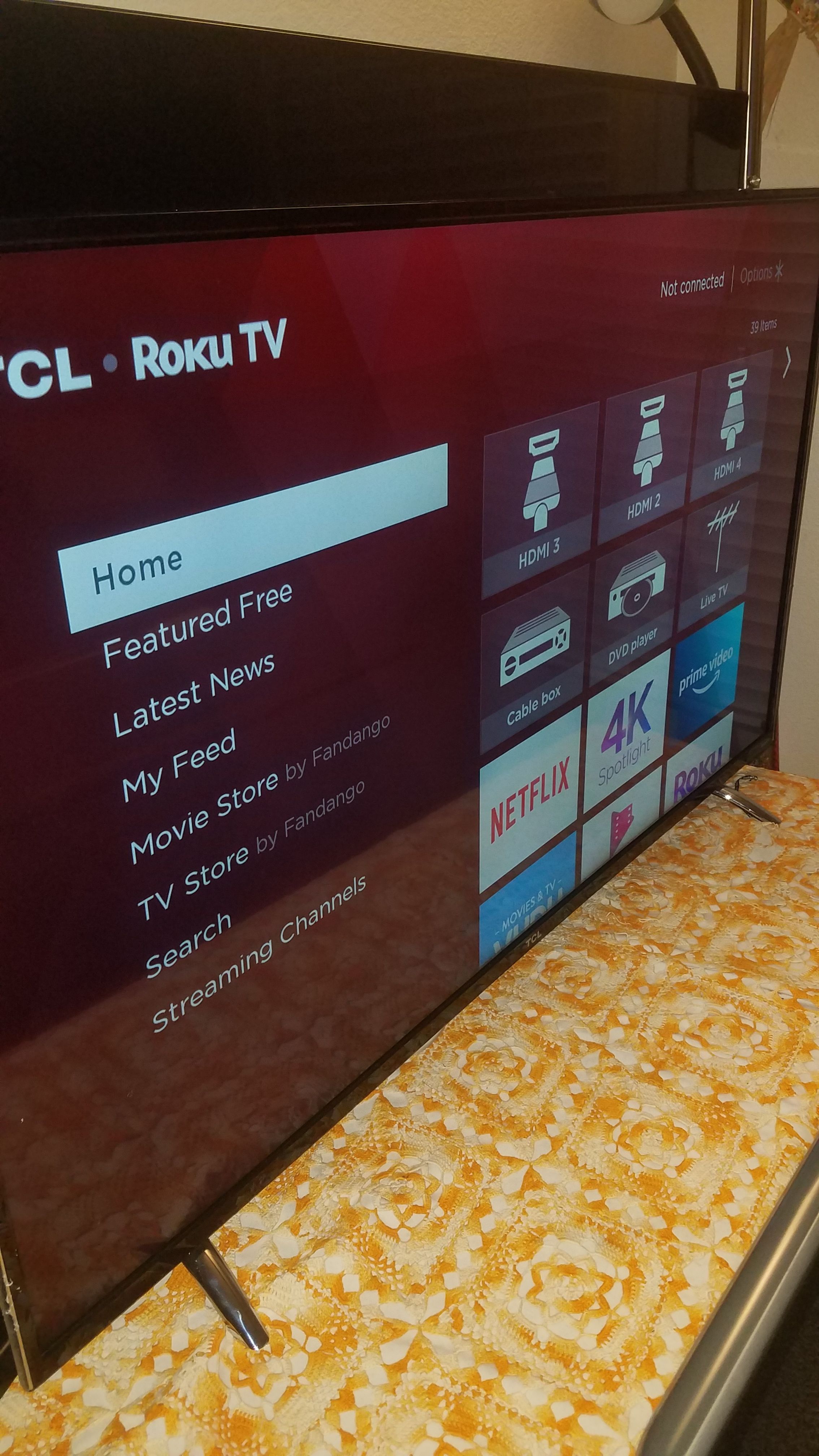 55"TCL Led Roku 4k 2160p ultra high definition Smart TV wi-fi Model 55UP120
