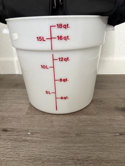 Plastic Nalgene Bucket