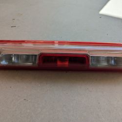 GMC Canyon 3rd Brake Light 