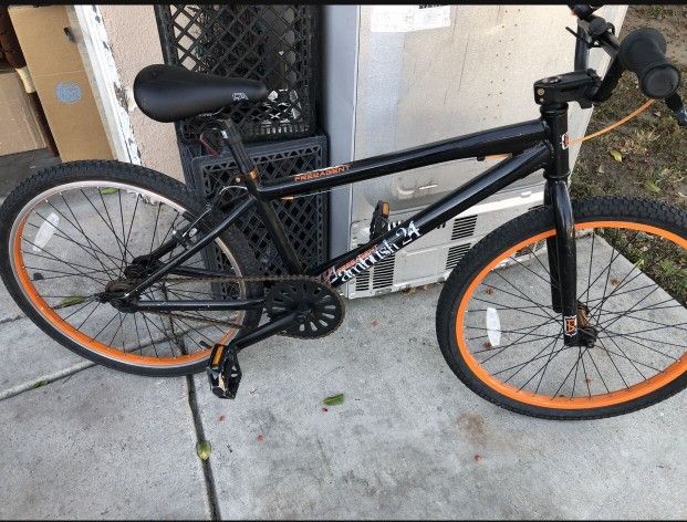 Free Agent 24in Cruiser All 100% Original