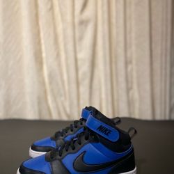 Nike Court Borough Mid 2