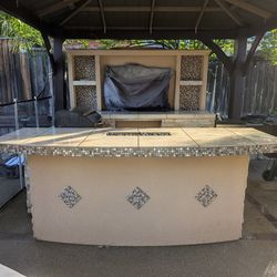 Large outdoor bar, kitchen, grill set