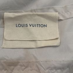 Authentic LOUIS VUITTON Duster 