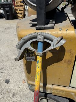 Iron Conduit Benders / Pipe Benders (read description)