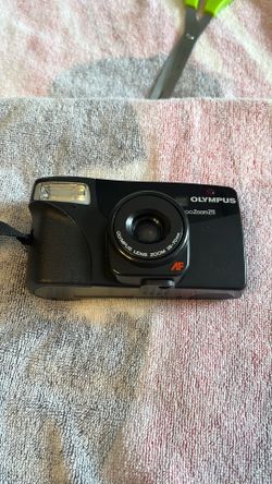 Vintage Olympus Camera Zoom211