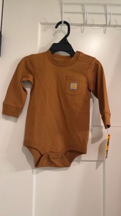 New Carhartt 9M