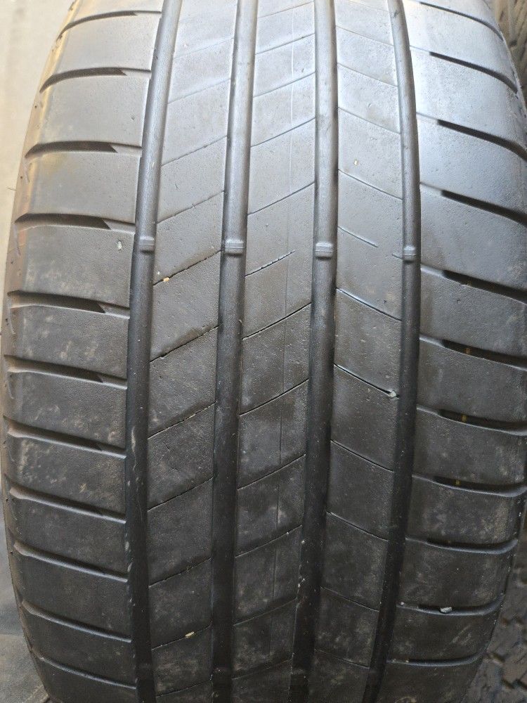 225/40r19 Bridgestone