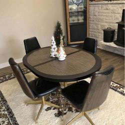 Mid Century Modern Dining Table 