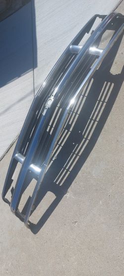 95 T0 98 Chevy Silverado Grill