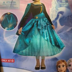 Frozen queen Anna  Halloween costume size 3T/4T 