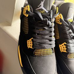 Thunder 4s 