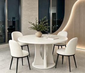 5-Piece Extendable Dining Table Set – Table + 4 Chairs