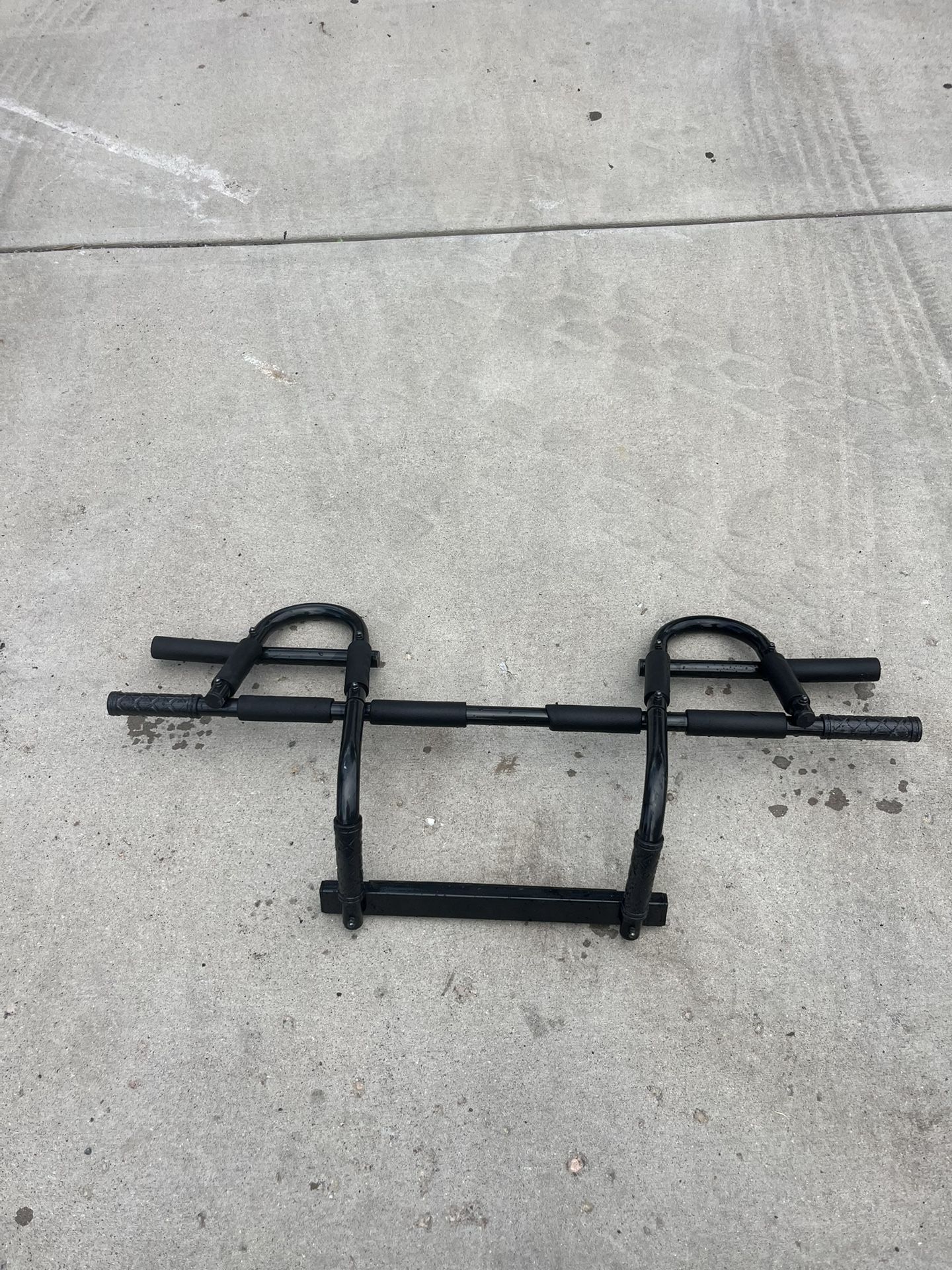 Pull Up Door Bar Portable Chin-Up Upper Body Trainer