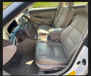 1999 Lexus LS 400