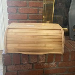 Caja Par Guardar Pan De Pura Madera