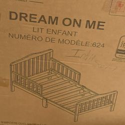 Toddler bed Frame 