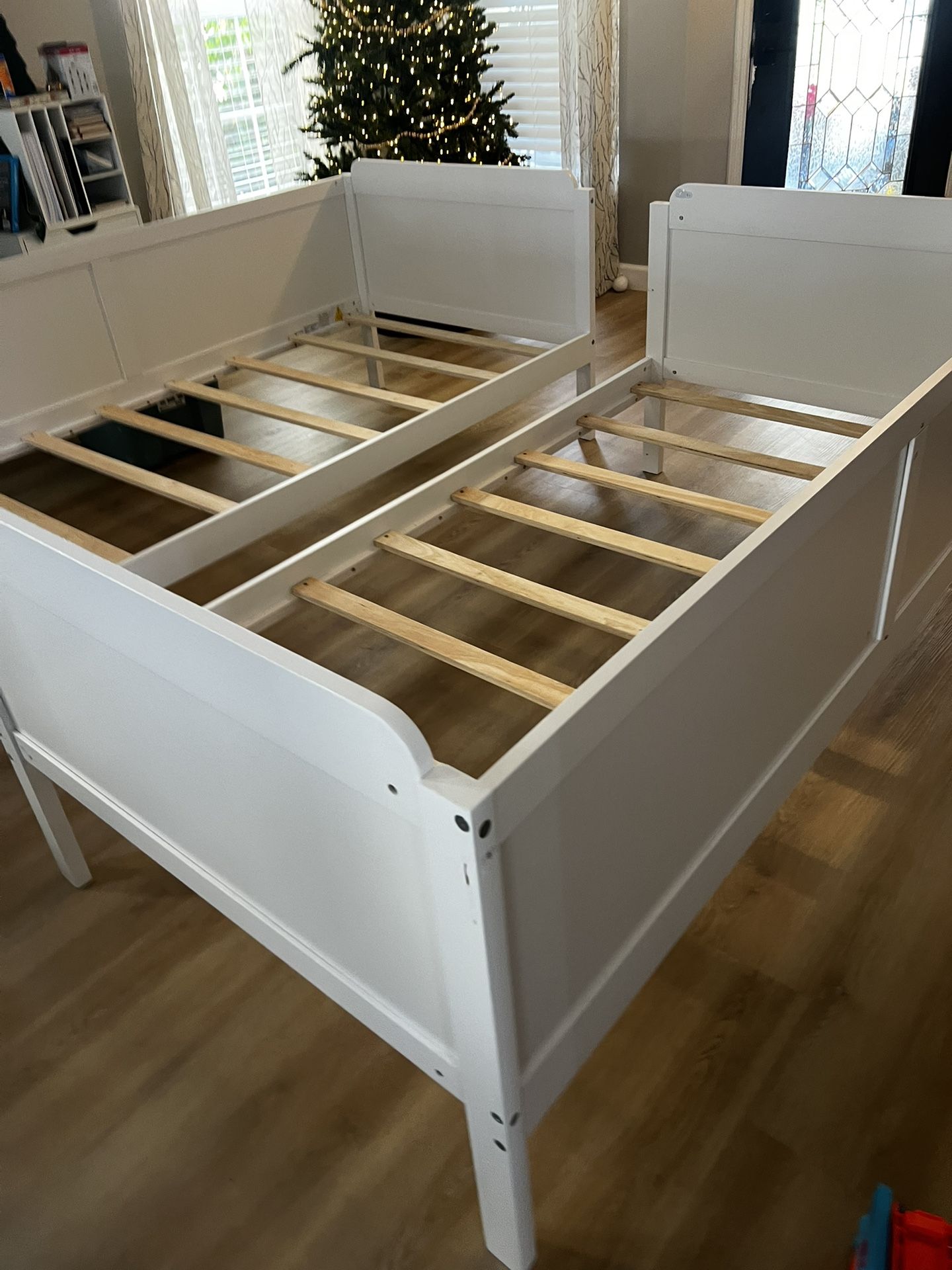 2 White Twin Day Beds