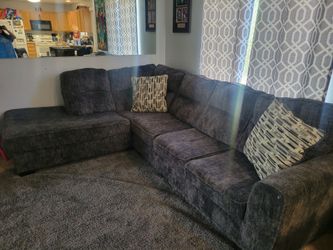Comfy Grey couch