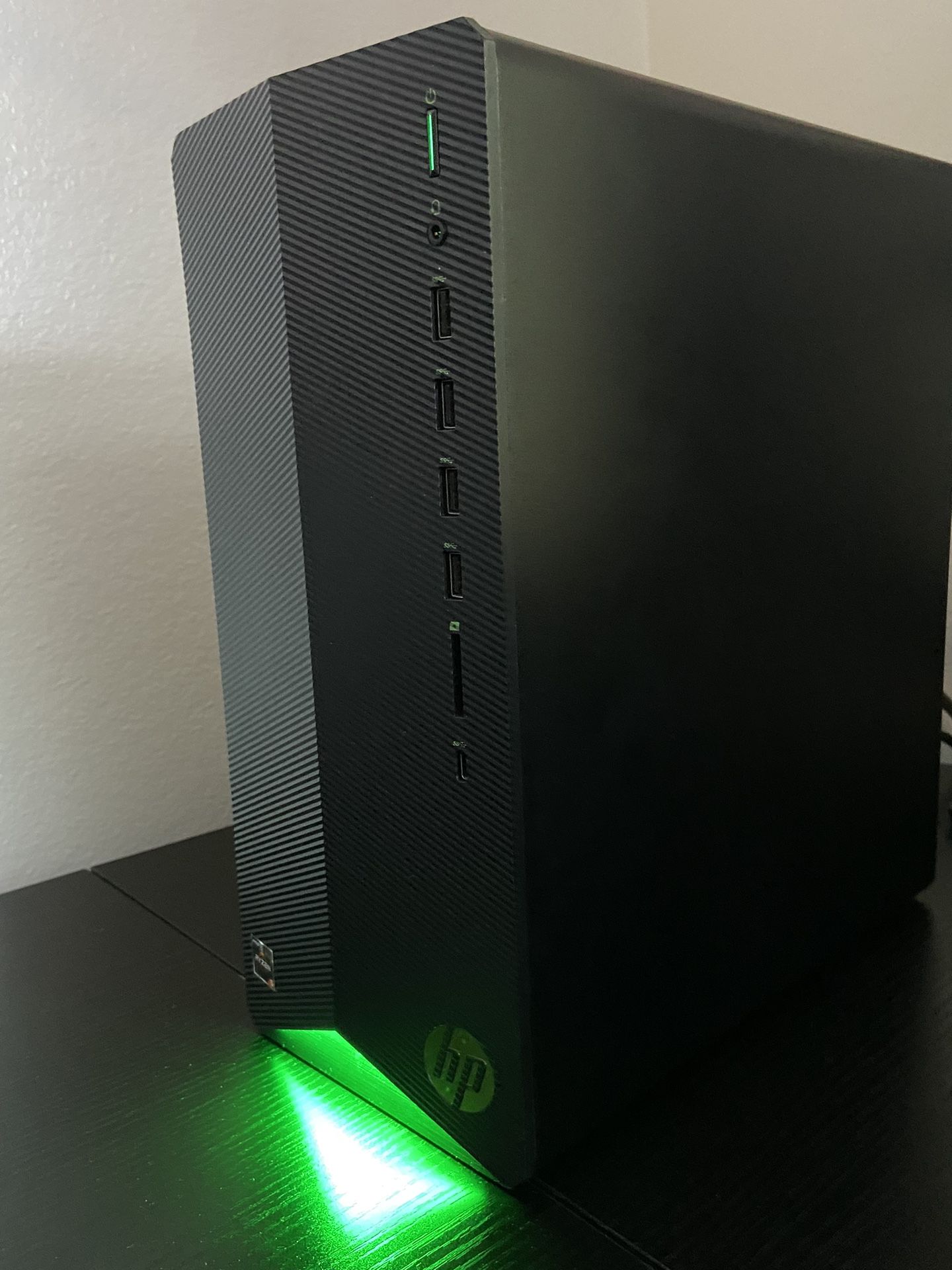 HP Pavilion Gaming PC | RYZEN 5 | NVIDIA 1650 SUPER | 16 GB RAM | 1TB SSD