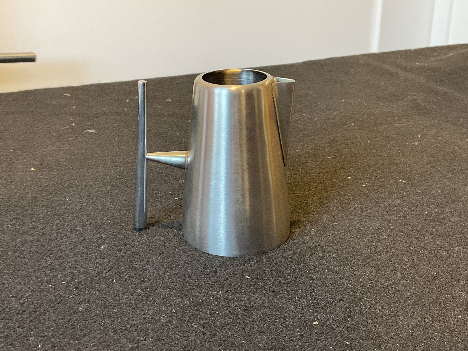 Myco Tableware Stainless Steel Oil Pourer Dispenser Spout Handle Commercial