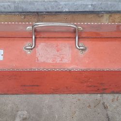 Vintage Western Auto Toolbox With Tray 