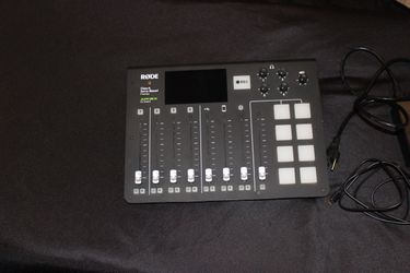 RodeCaster Pro