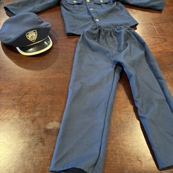 Small Size 4/5 Police Officer