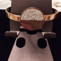 Gold Color Bracelet With Rhinestones