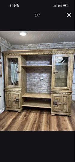 Entertainment Center Tv Stand