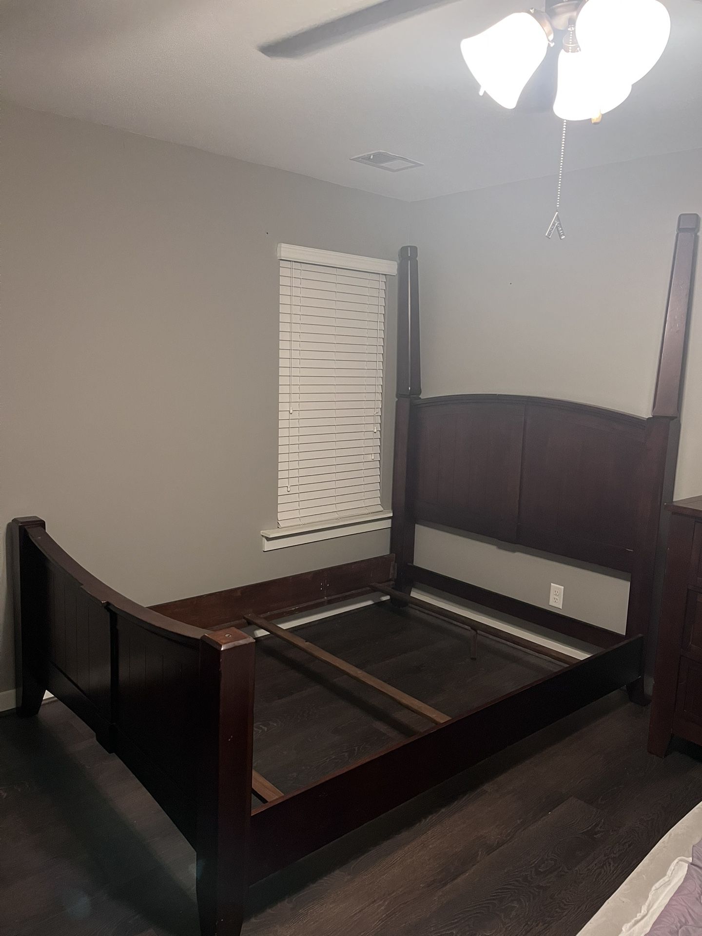 Queen Size Bedroom Set