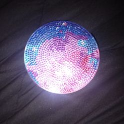 Hand made diamond art