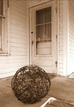 16" Industrial Barb Wire Tumbleweed