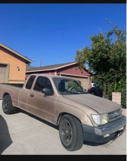 1999 Toyota Tacoma