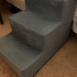 Pet steps 