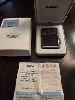 Zippo 3D Skull and Flames