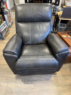 La-Z-Boy Talladega Power Rocking Recliner w/ Headrest & Lumbar