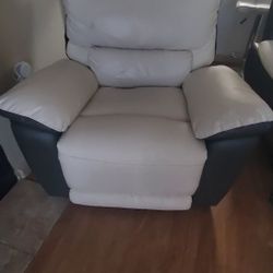 Recliner leather chair