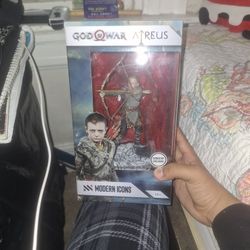 Modern Icon God Of War 2018 Atreaus Collectable 