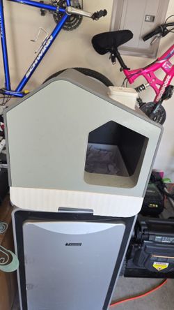 Cat Litter Box