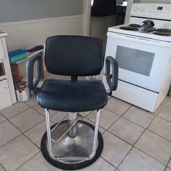 Barber Chair  Hairdresser Chair