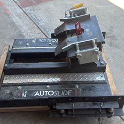 Demco 5th Wheel Hitch 