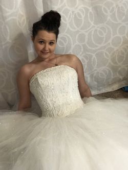 Michael Angelo wedding dress/ Gown Size 10 Exquisite!