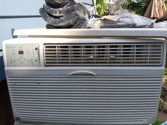 Keystone 12,000 BTU AC "220 Outlet"