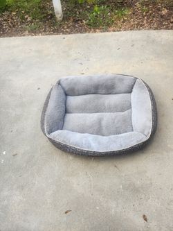 Nice clean small to medium size dog bed