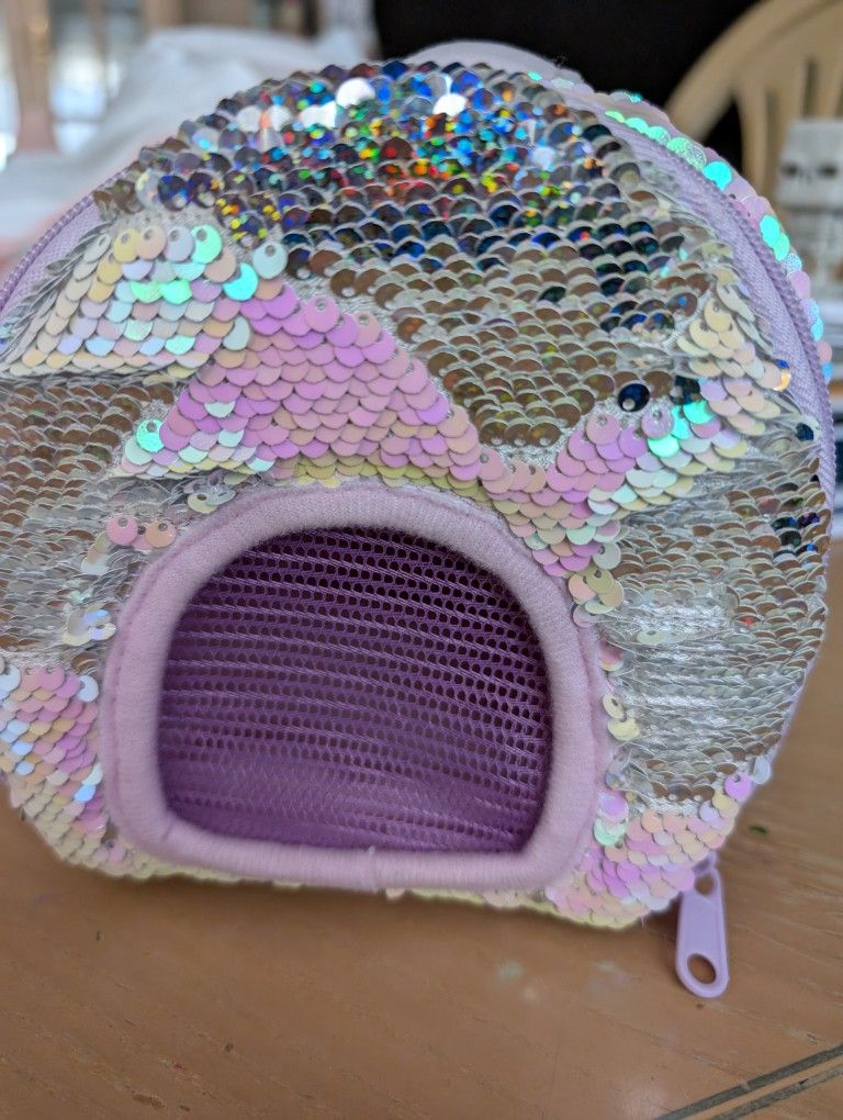 Justice Plushy Pet Bag