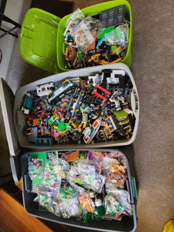 Huge Lego Lot! Moving!