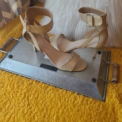 Alfani  Casedy Gold Size 10