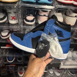 Air Jordan Retro 1 Dark Marina